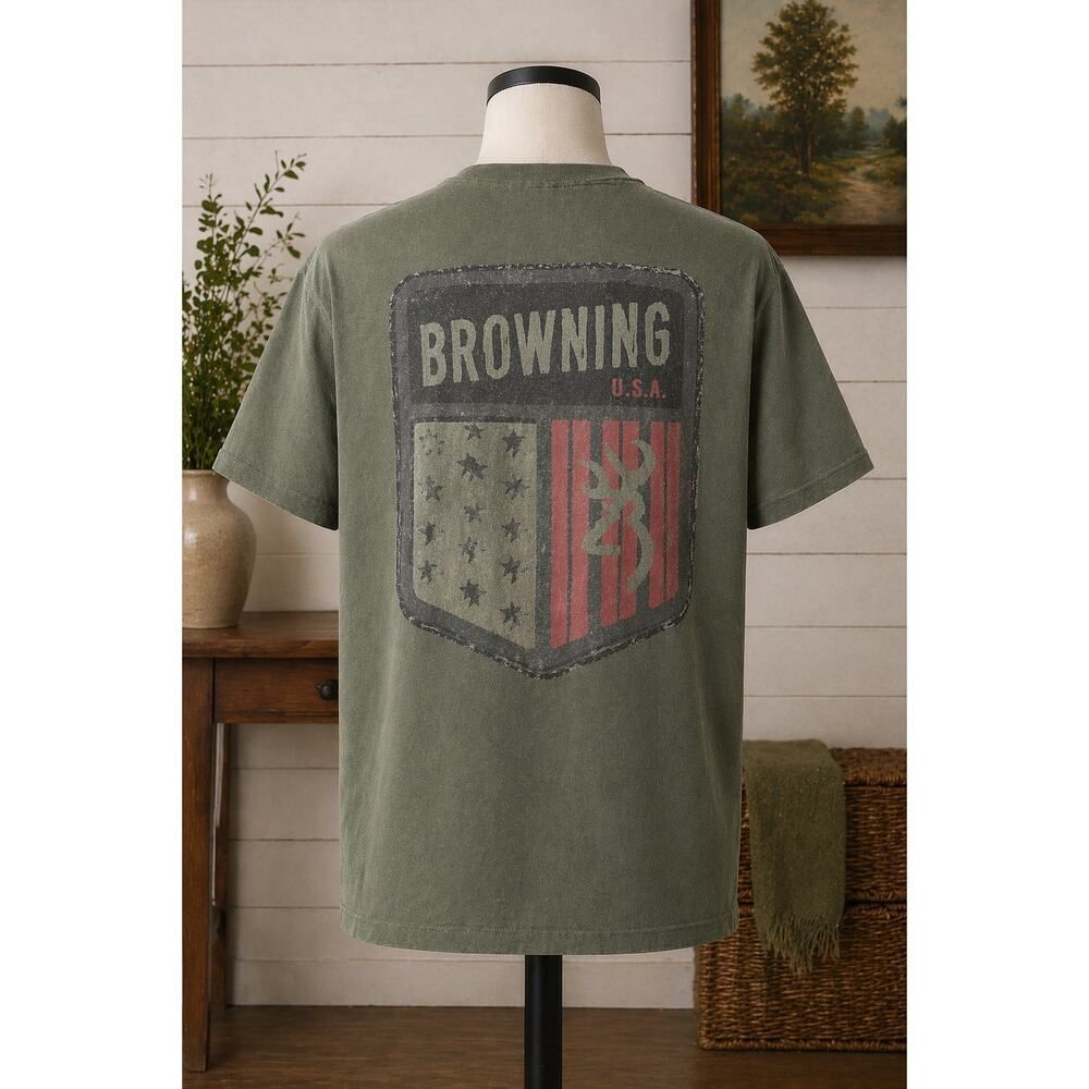 Browning Men’s Rustic American Flag Buckmark SS Shirt M